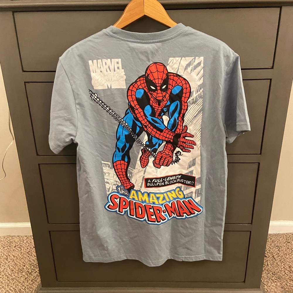 Marvel Spider-Man Graphic T-Shirt, men’s size medium